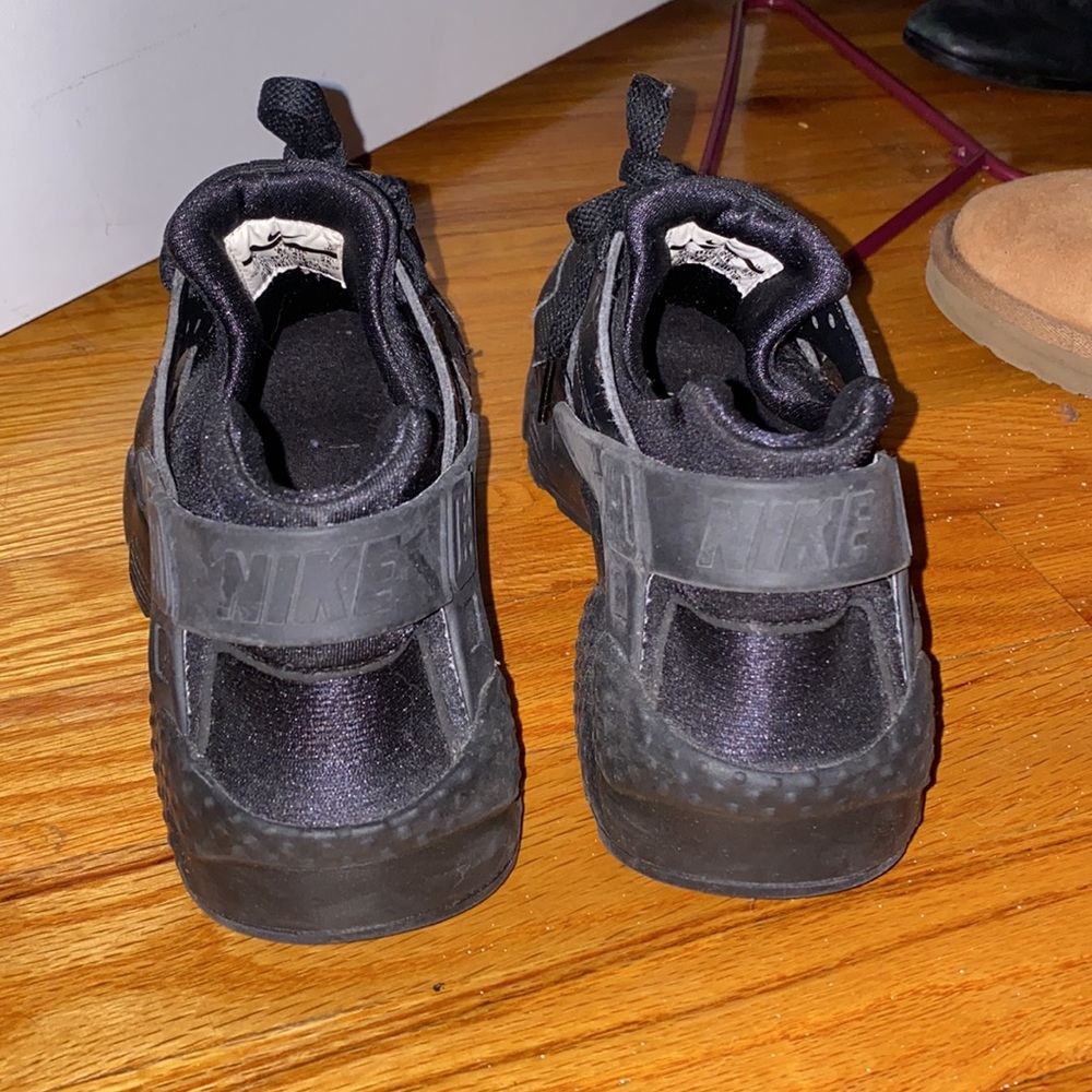 Air Huaraches - Picture 2 of 5